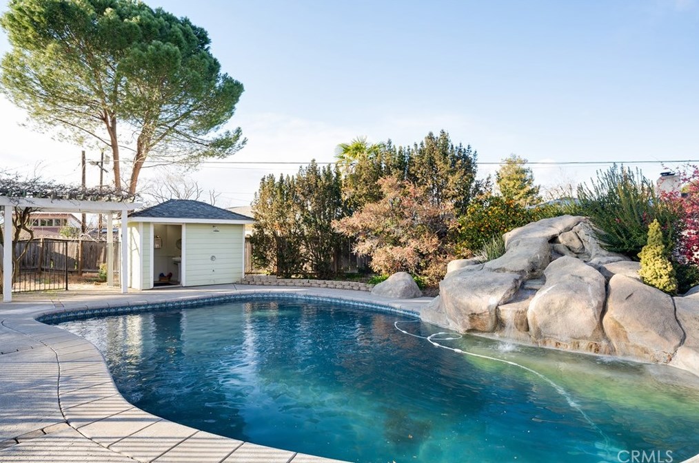 1464 Vallombrosa Ave, Chico, CA 95926