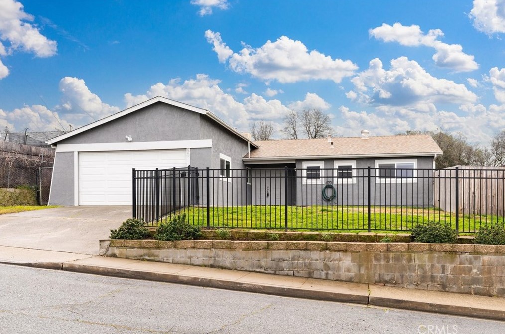 50 Brookdale Ct, Oroville, CA 95966