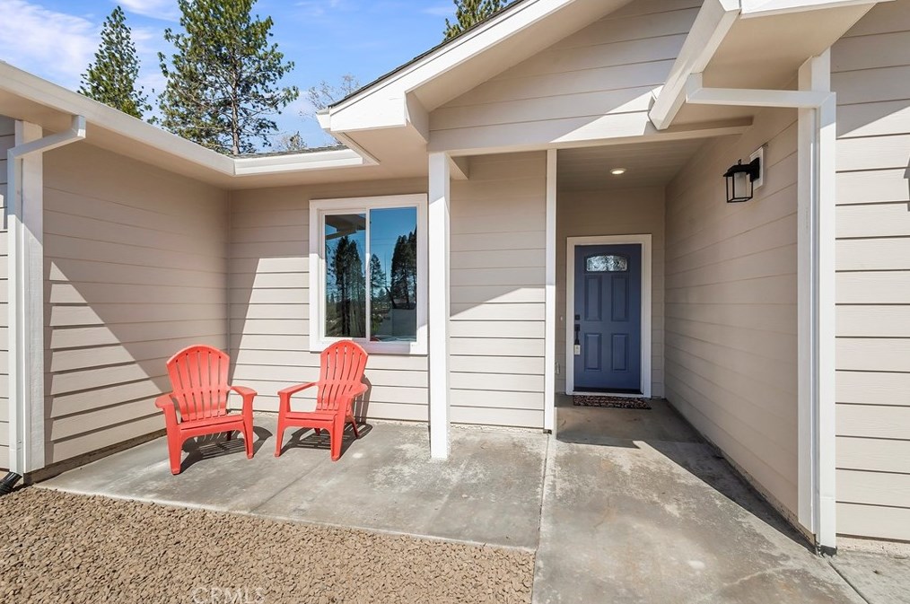 6177 Woodpecker Dr, Nimshew, CA 95954