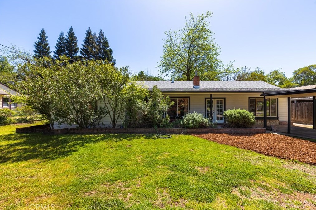 1569 E 8th St, Chico, CA 95928