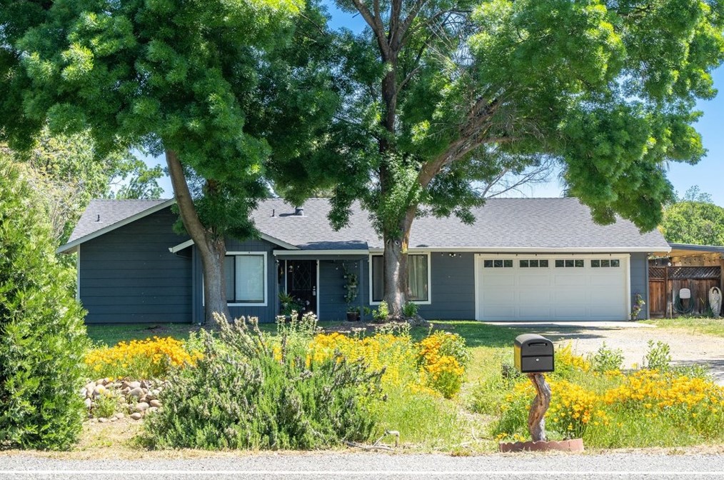 8280 Sherwood Blvd, Los Molinos, CA 96055