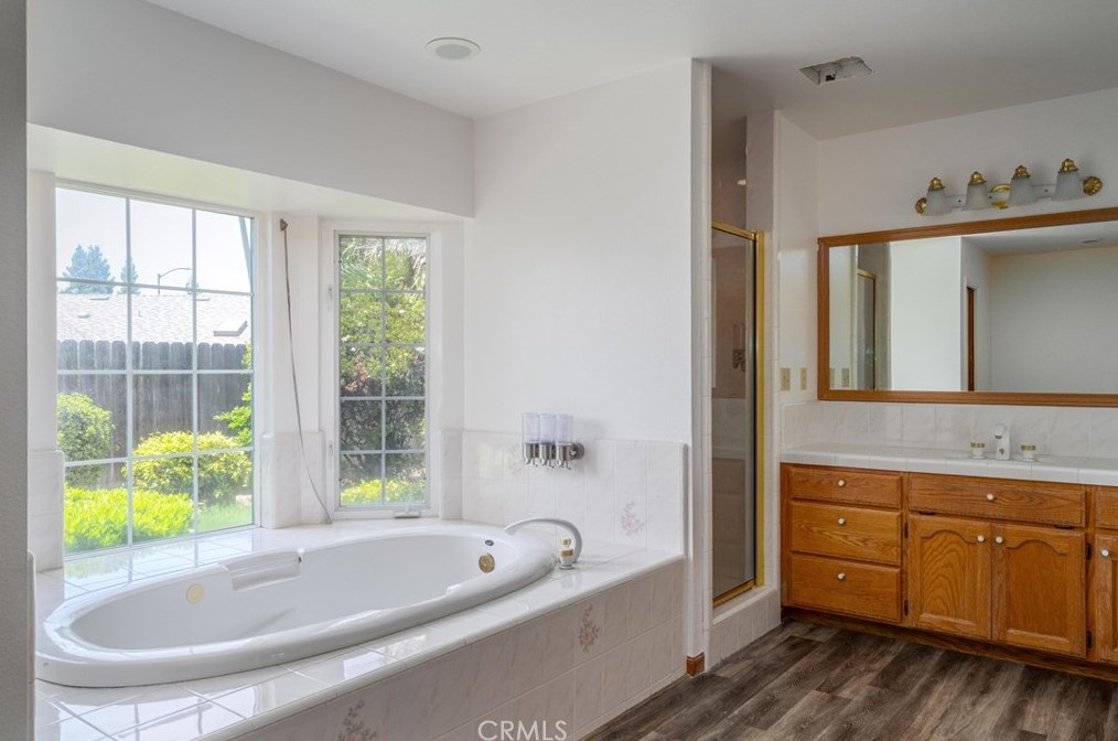 66 Brenda Dr, Chico CA  95928-6390 exterior