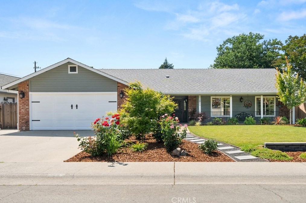 1009 Gateway Ln, Chico, CA 95926