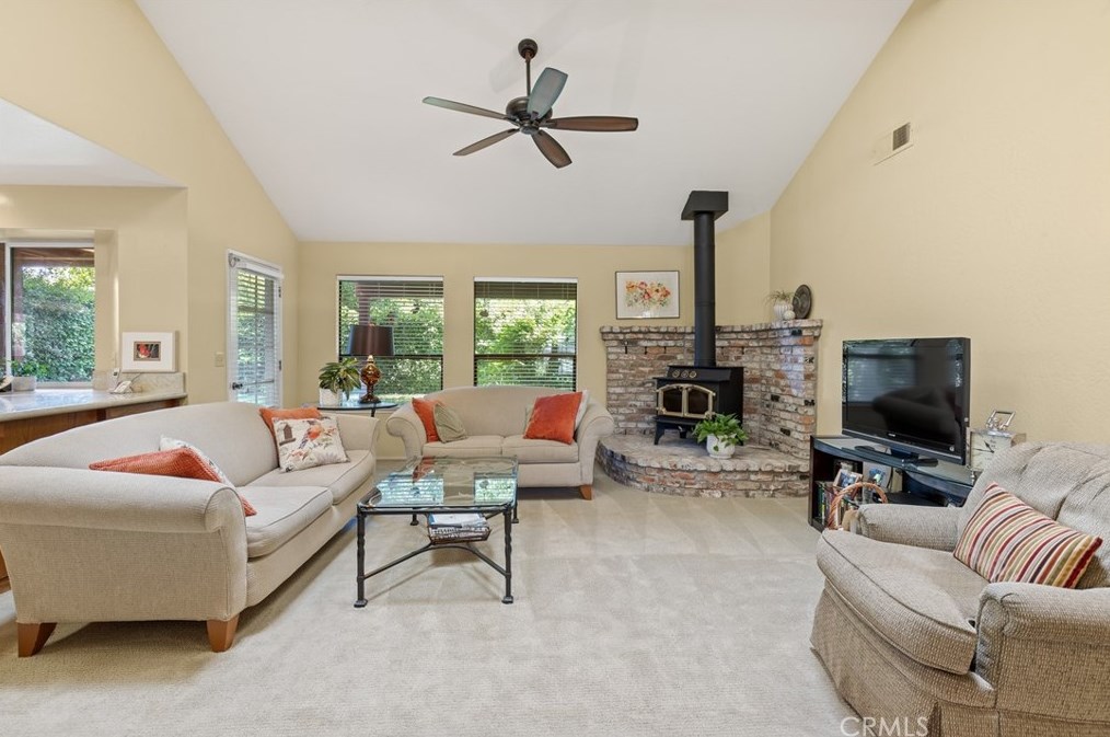 1716 Almendia Dr, Chico, CA 95926