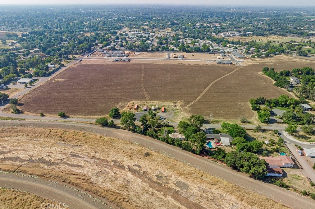 341 Sycamore Dr, Chico CA  95973-7635 exterior