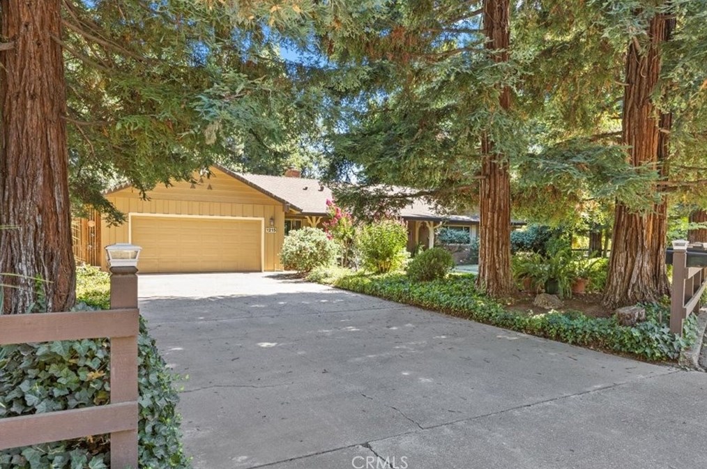 1215 Lindo Ave, Chico, CA 95926-2429