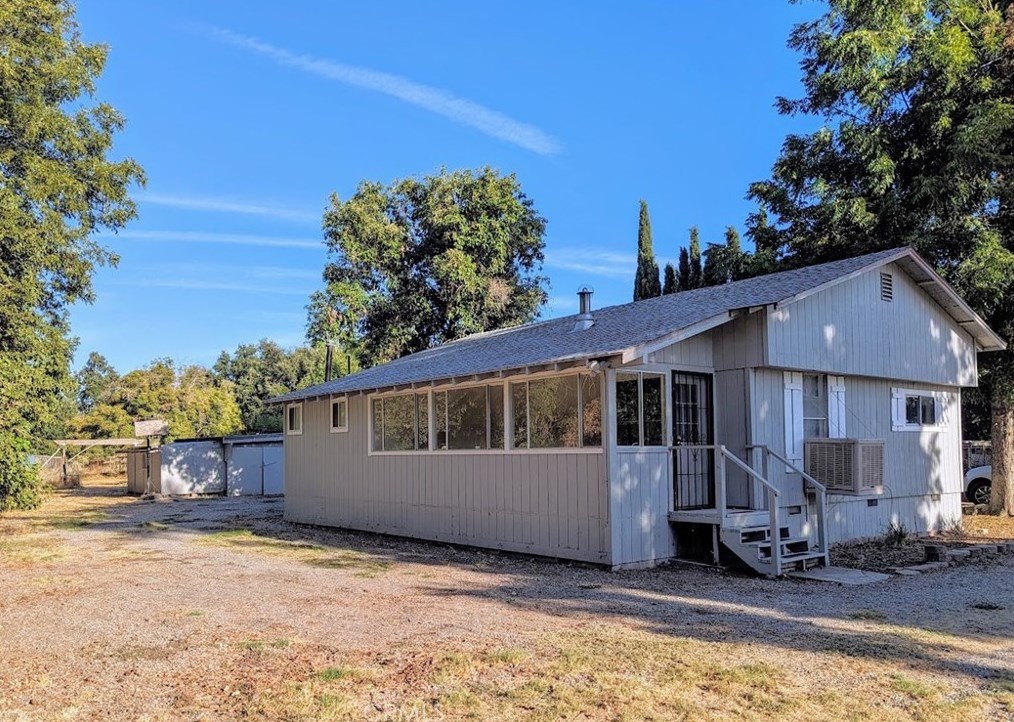 7468 State Hwy 99e, Los Molinos, CA 96055