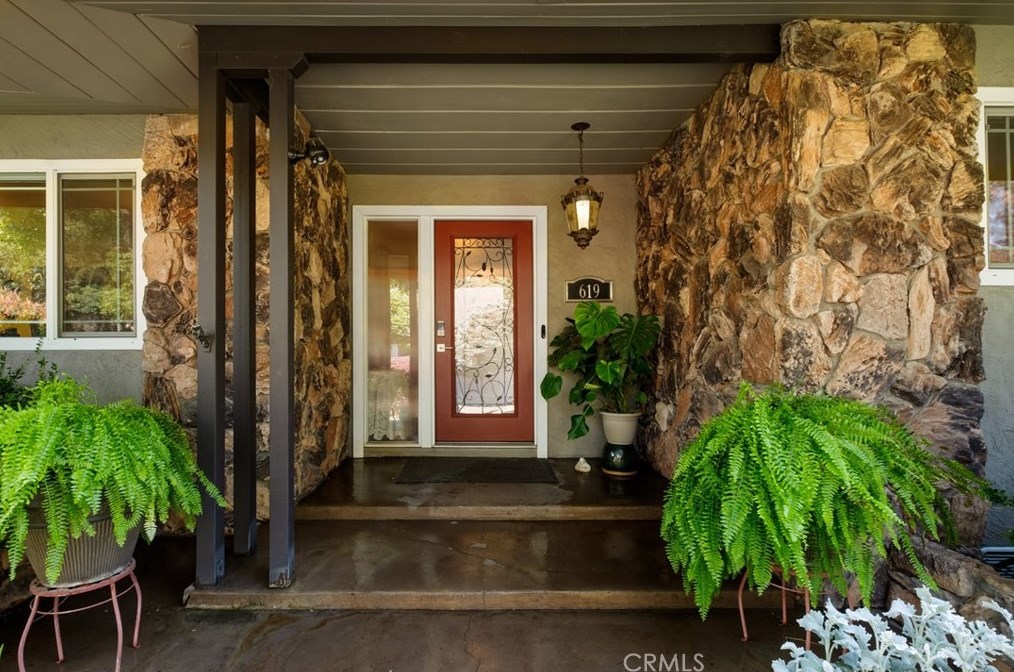 619 Royce Ln, Chico, CA 95973