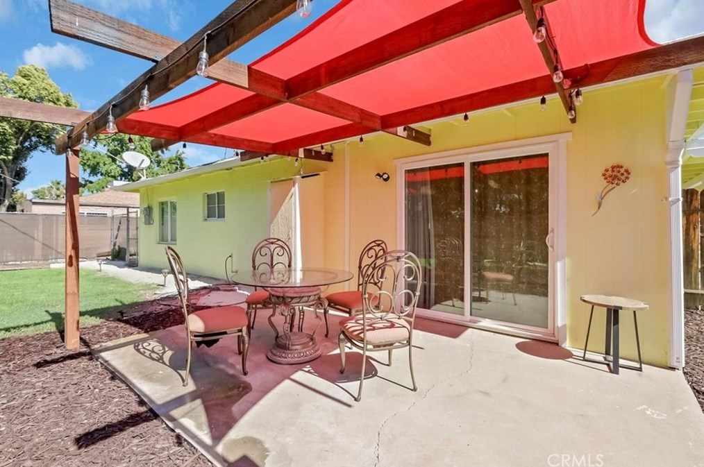 1194 Rosemary Ln, Yuba City CA  95991-3306 exterior