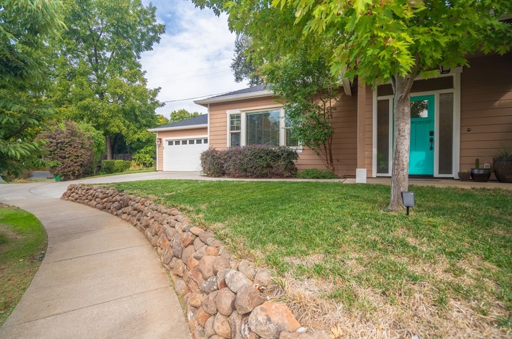 8 Rubicon Ct, Chico, CA 95928