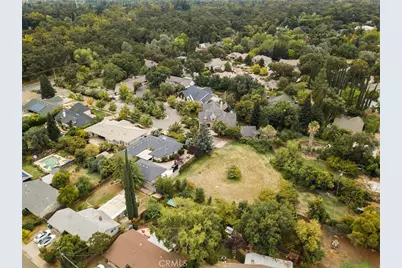 656 Jardin Way, Chico, CA 95926 - Photo 2