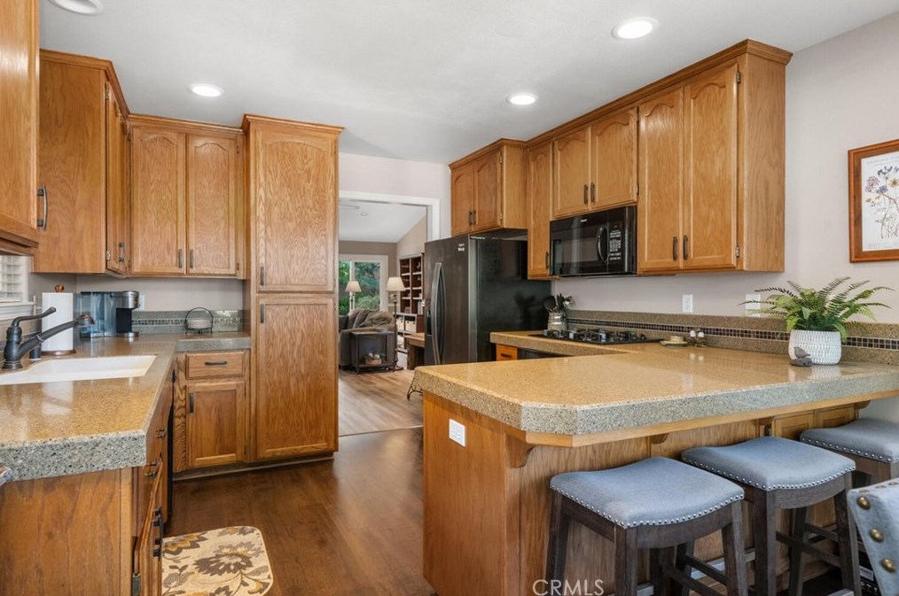 291 Pinyon Hills Dr, Chico CA  95928-3963 exterior