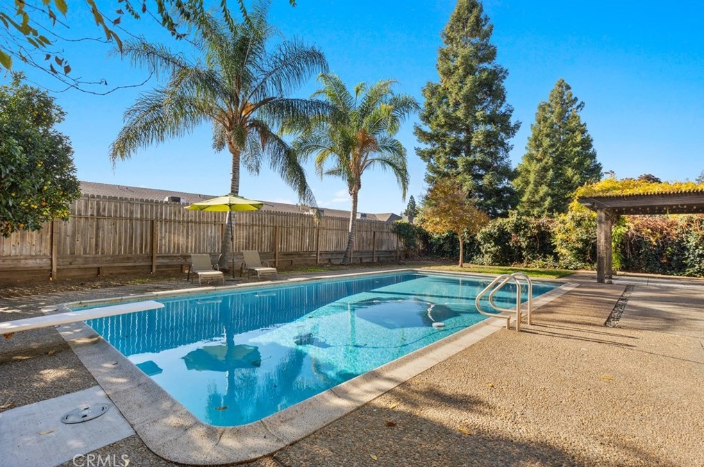 15 Via Verona Cir, Chico CA  95973-1012 exterior