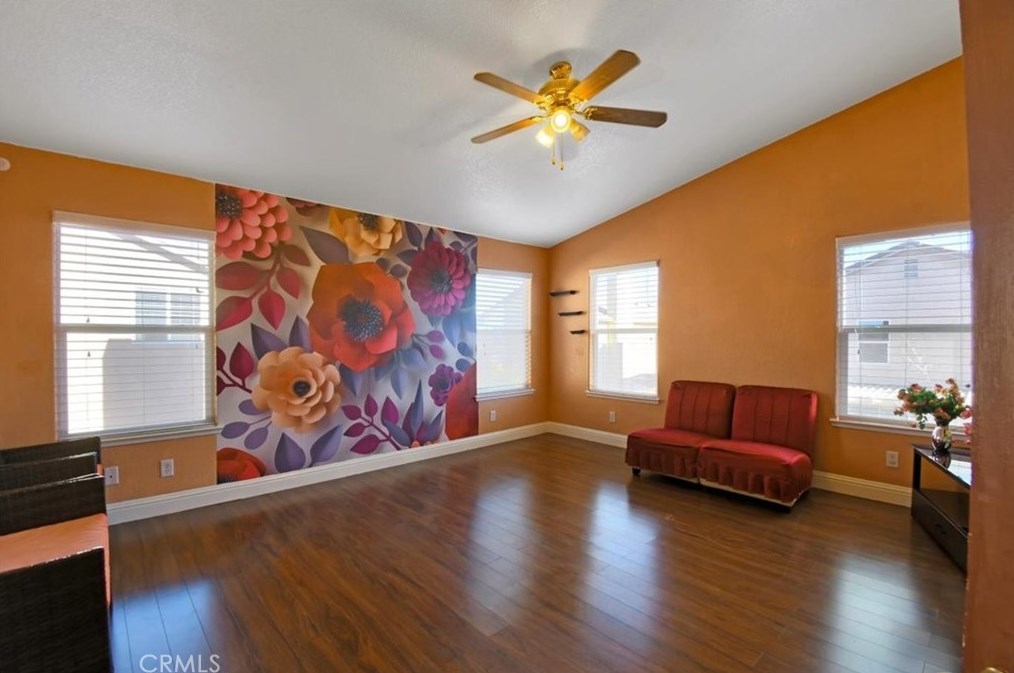 527 Harding Rd, Yuba City CA  95993-9277 exterior