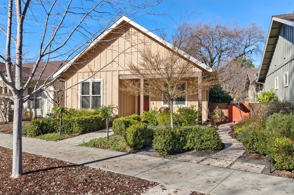 1986 Lionsgate Way, Chico, CA 95928