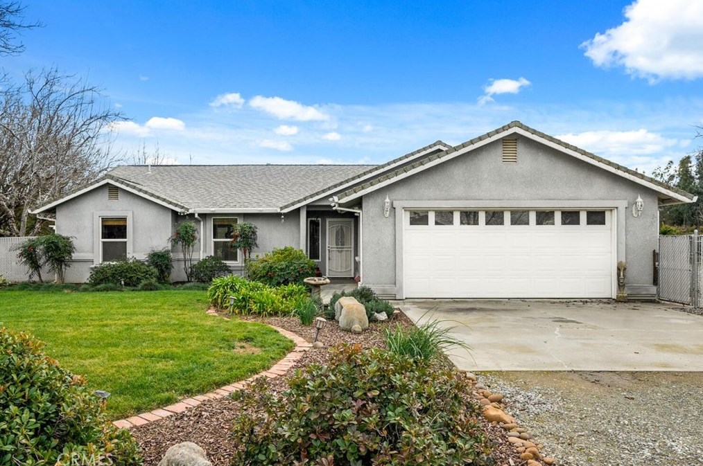 25365 Tehama Vina Rd, Los Molinos, CA 96055