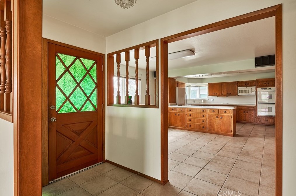 956 Manzanita Ave, Chico CA  95926-1420 exterior