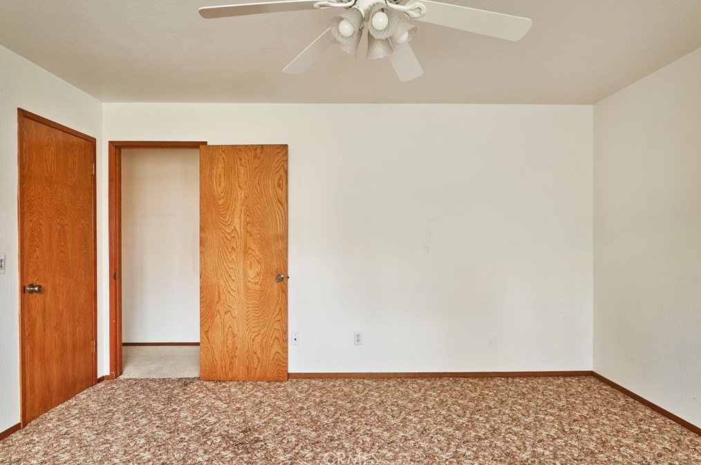 956 Manzanita Ave, Chico CA  95926-1420 exterior