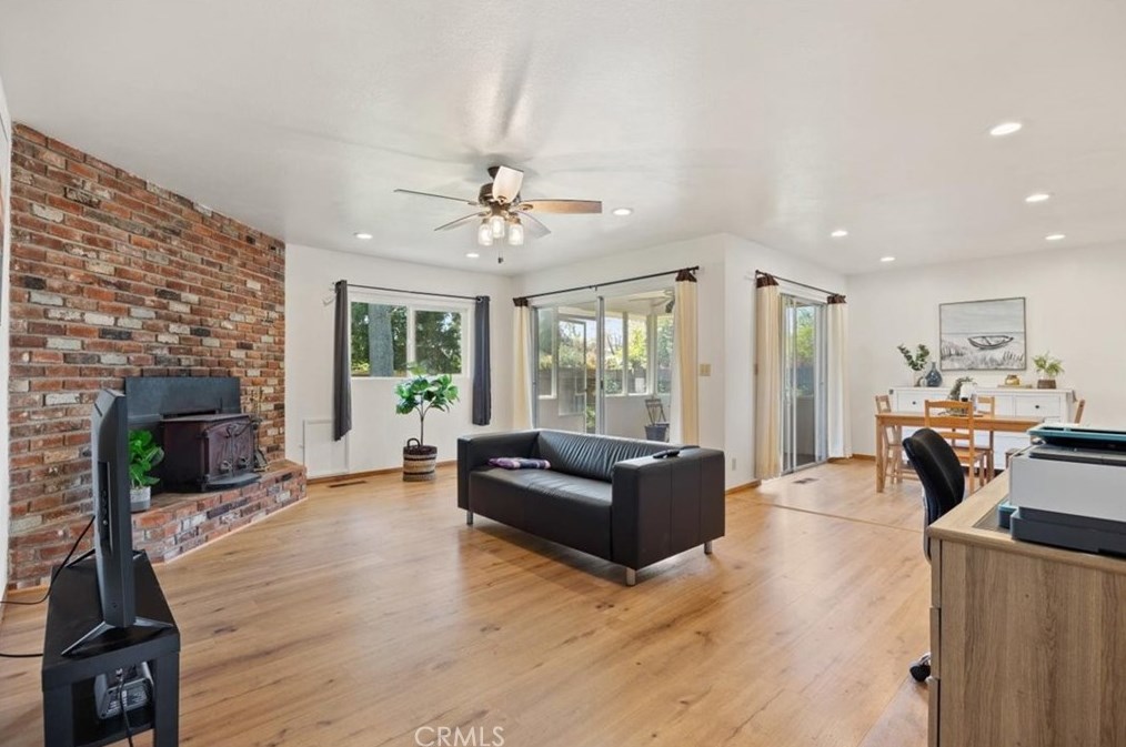 1059 San Ramon Dr, Chico, CA 95973