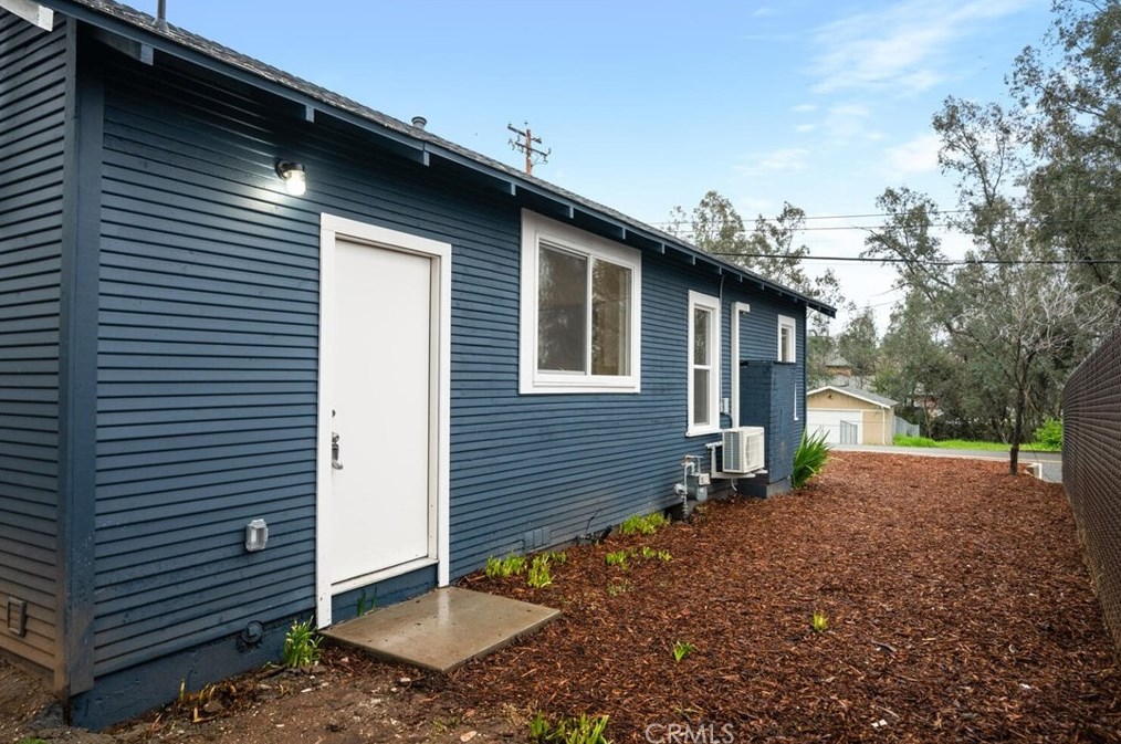 2762 Mitchell Ave, Oroville CA  95966-5414 exterior