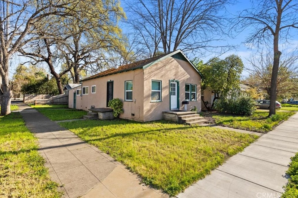 603 W 9th St, Chico, CA 95928