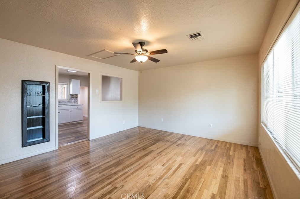 2335 Mariposa Ave, Chico, CA 95926-7318