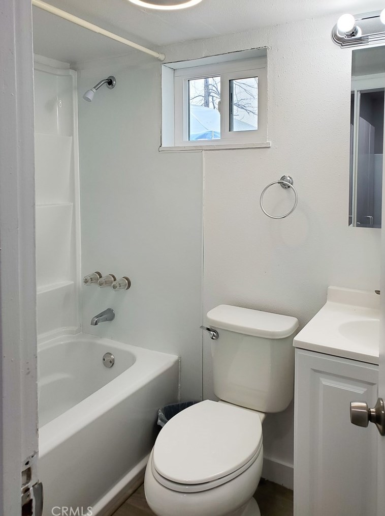 2335 Mariposa Ave, Chico CA 95973-7630 exterior