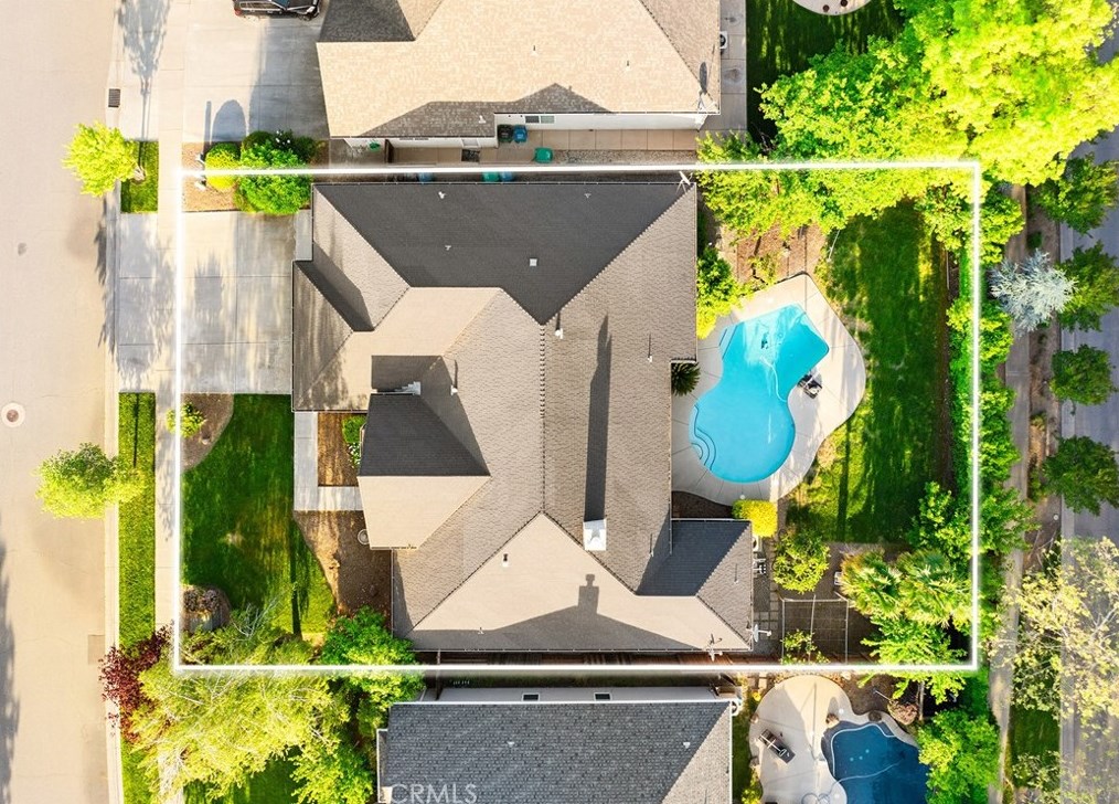 441 Southbury Ln, Chico CA  95973-8207 exterior