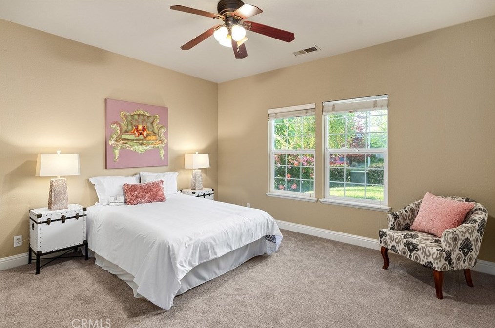 441 Southbury Ln, Chico CA  95973-8207 exterior