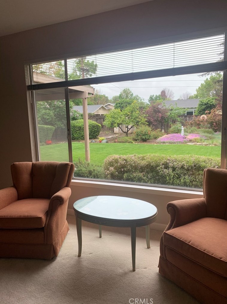 9 Sunland Dr, Chico CA  95926-1445 exterior