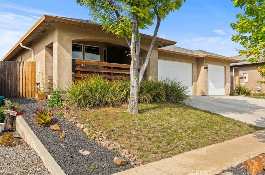 2982 Bancroft Dr, Chico, CA 95928-8950