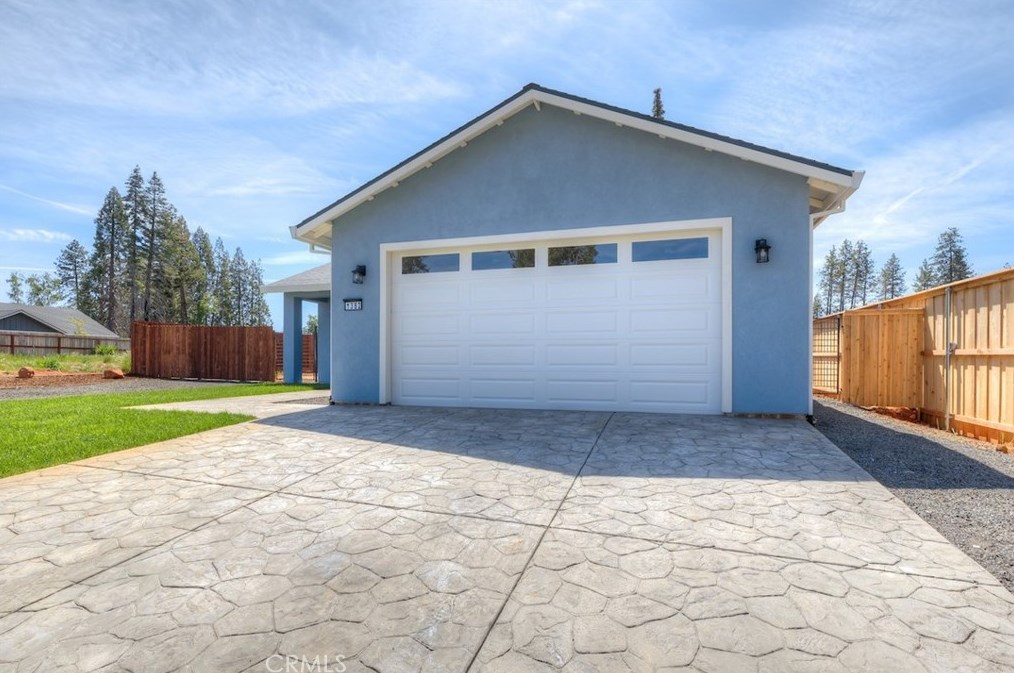 1382 Mccullough Dr, Paradise, CA 95969-4224