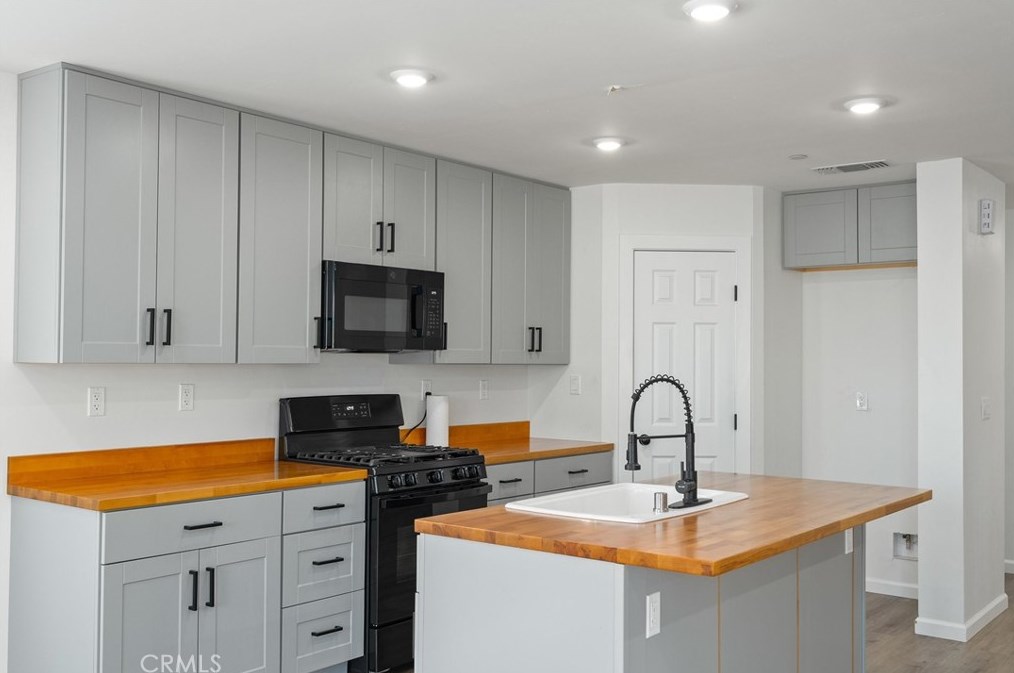 6060 Libby Rd, Paradise CA 95969-4219 exterior