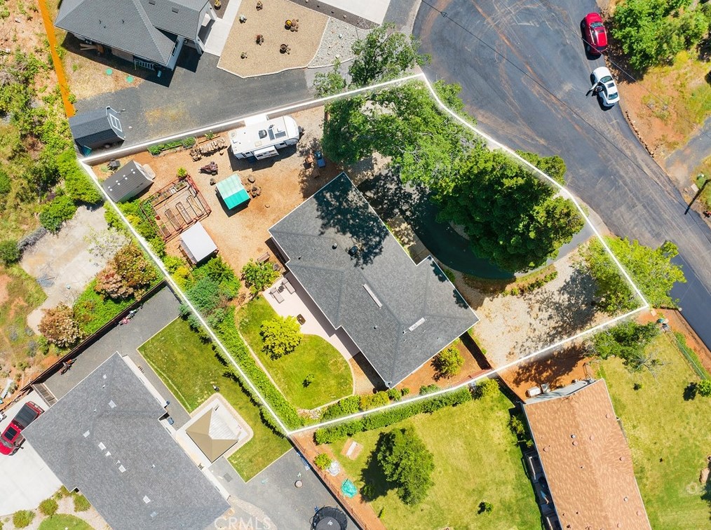 2215 Thornburg Rd, Paradise, CA 95969