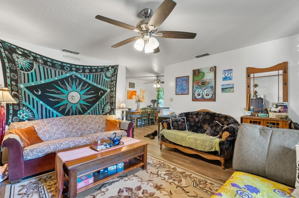 1583 Rushing St, Yuba City CA  95993-6456 exterior