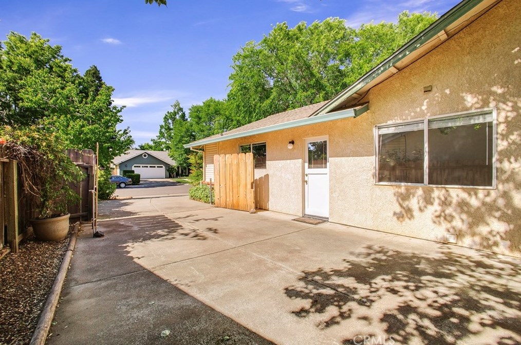 253 Picholine Way, Chico CA  95928-4321 exterior