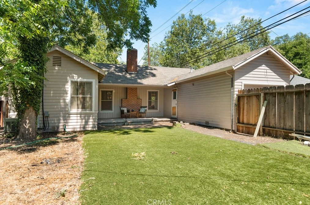 1043 Citrus Ave, Chico CA  95926-4538 exterior