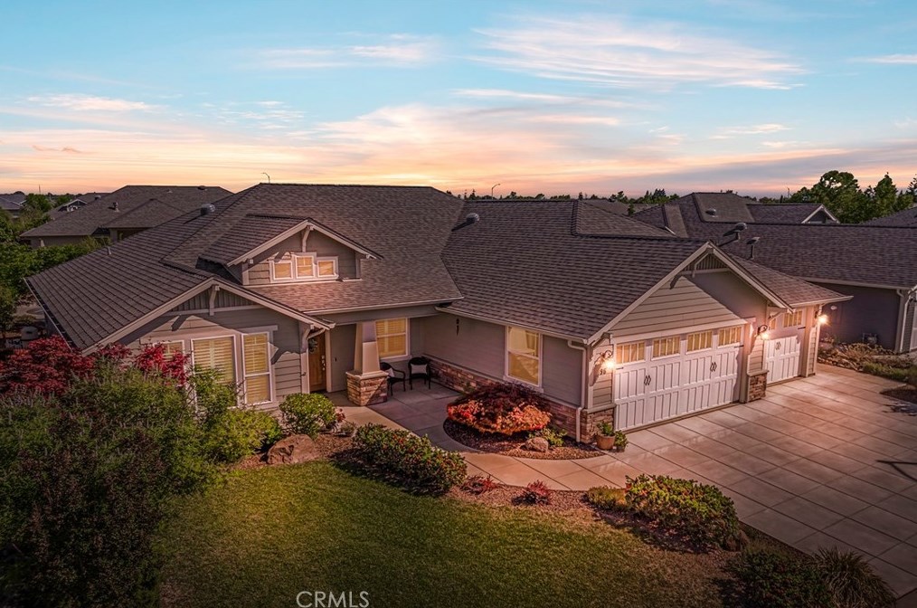 96 Commonwealth Ct, Chico, CA 95973-8245