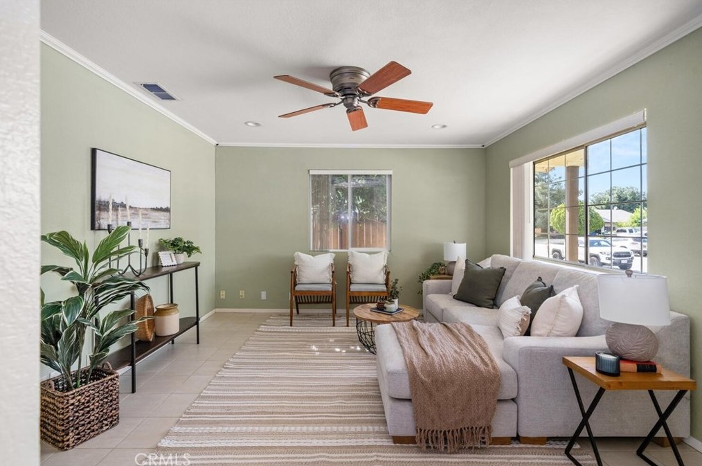 1110 Southgate Dr, Fruto, CA 95988