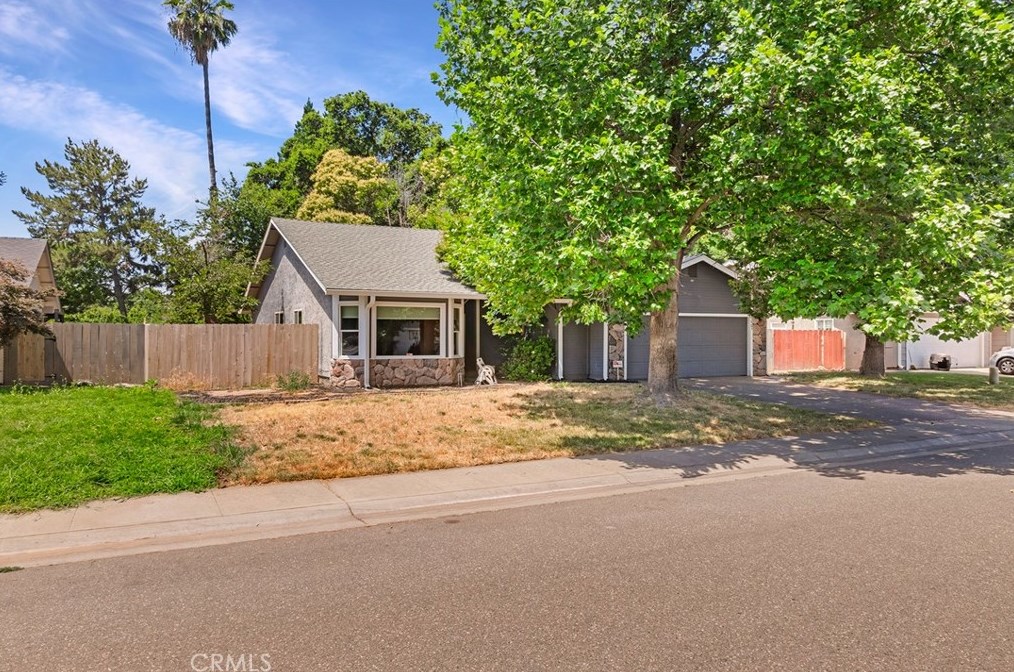 2337 Ritchie Cir, Chico, CA 95973