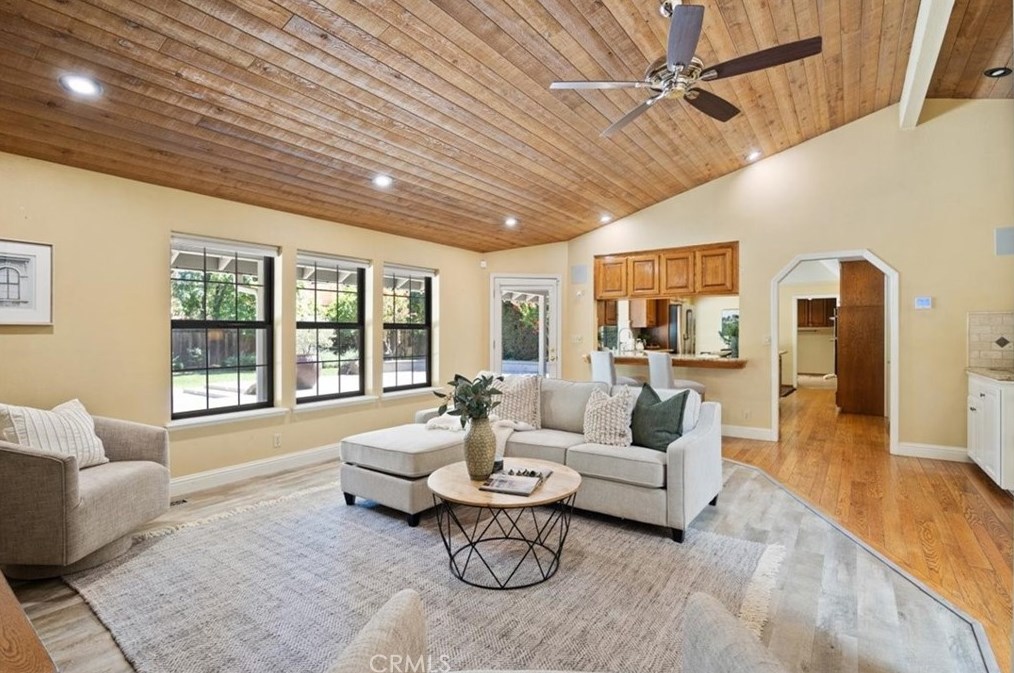 659 Royce Ln, Chico, CA 95973