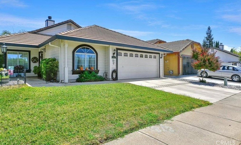 533 Tharp Rd, Yuba City, CA 95993
