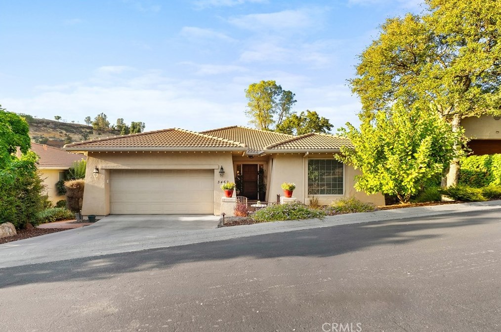 3462 Brook Valley, Chico, CA 95928