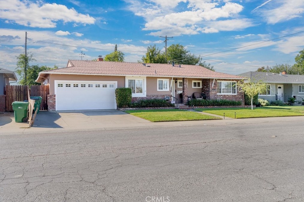920 W Cedar St, Fruto, CA 95988