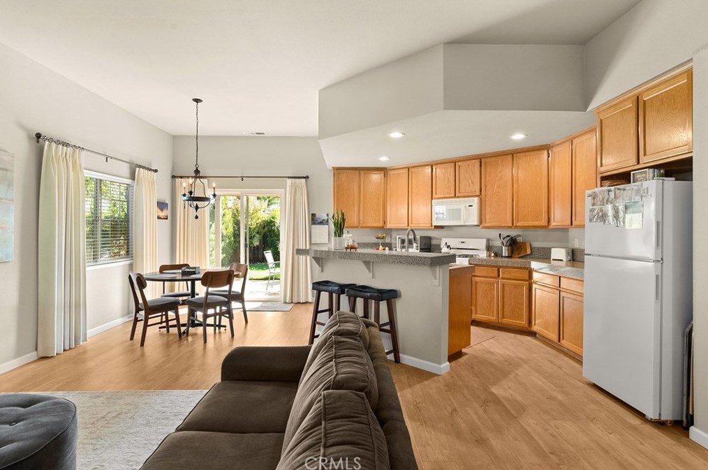 42 Artesia Dr, Chico, CA 95973