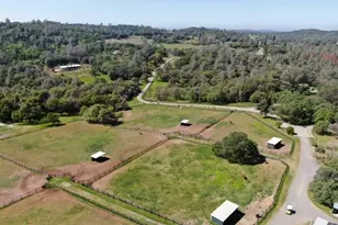 14134 Serpentine Farm Ln, Grass Valley, CA 95949 - Photo 18