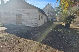 503 Birch St, Los Angeles, CA 96137 - Photo 4