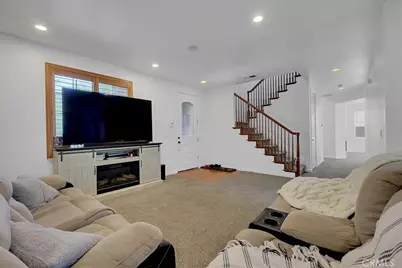 1670 Guildford Way, Plumas Lake, CA 95961 - Photo 8