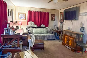 216 College Ave, Weed, CA 96094 - Photo 6