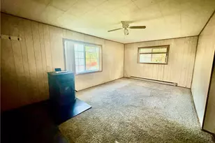 216 College Ave, Weed, CA 96094 - Photo 8